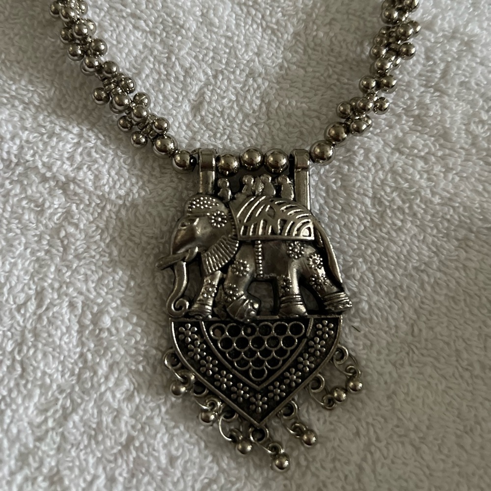 Oxidized lightweight metal
